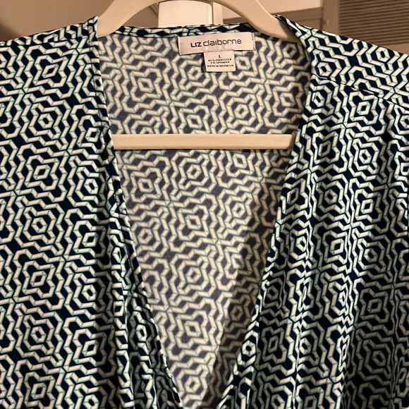 Top - Picture 2 of 5